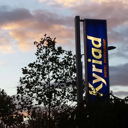 Kyriad Lyon Hotel Givors