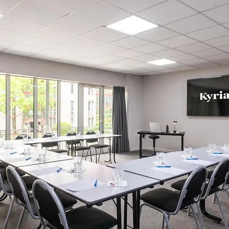 Kyriad Lyon 3* Givors