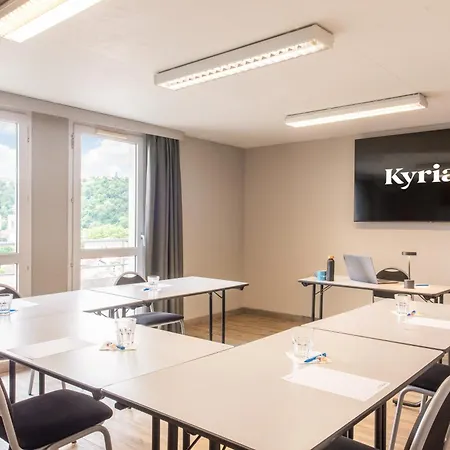 Kyriad Lyon 3*