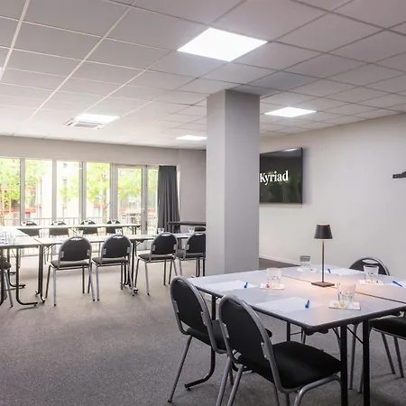 Kyriad Lyon Hotel Givors
