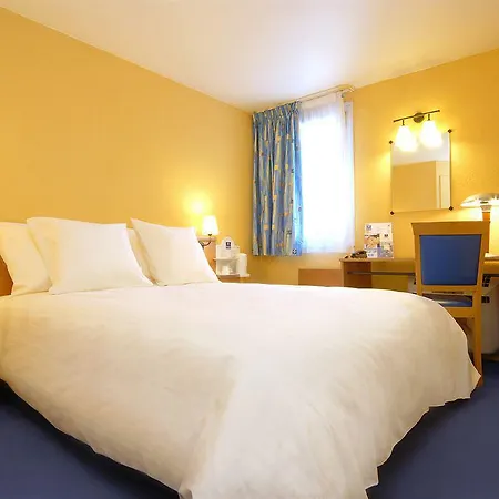 Hotel Kyriad Lyon 3*